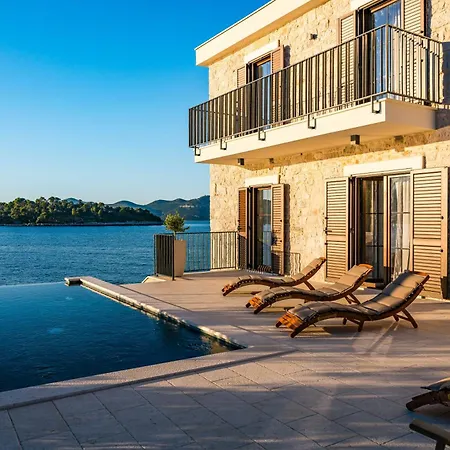 Vila Seafront Draga With Heated Infinity Pool Mali Iz