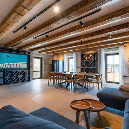 Vila Seafront Draga With Heated Infinity Pool *