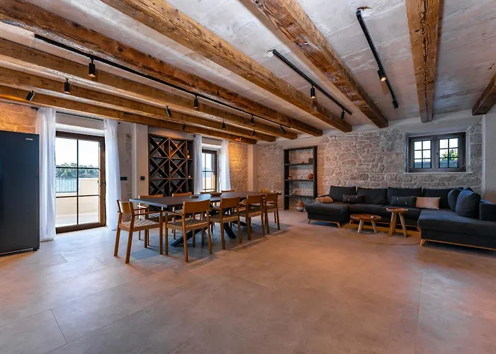 Seafront Draga With Heated Infinity Pool Villa Mali Iž