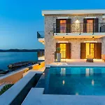 Villa Seafront Draga With Heated Infinity Pool *