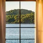 Villa Seafront Draga With Heated Infinity Pool *