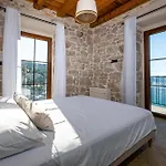 Seafront Draga With Heated Infinity Pool Villa Mali Iž
