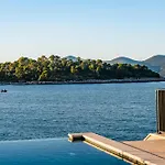 Seafront Draga With Heated Infinity Pool Villa *