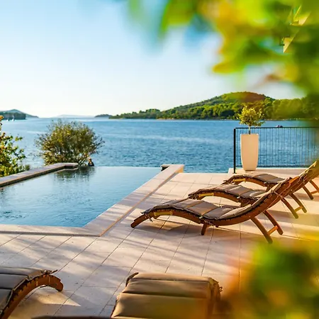 Villa Seafront Draga With Heated Infinity Pool