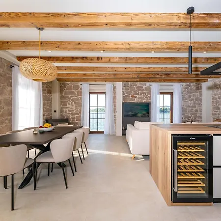 Seafront Draga With Heated Infinity Pool Villa *