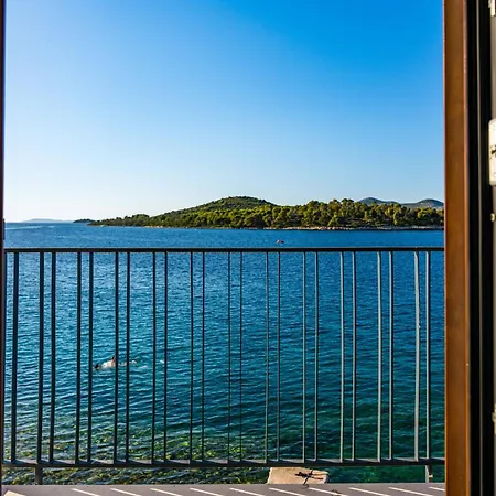 Seafront Draga With Heated Infinity Pool *