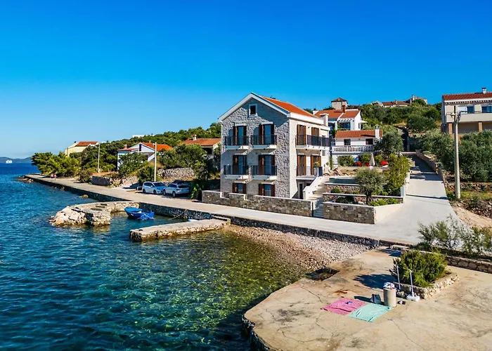 Seafront Draga With Heated Infinity Pool Вилла